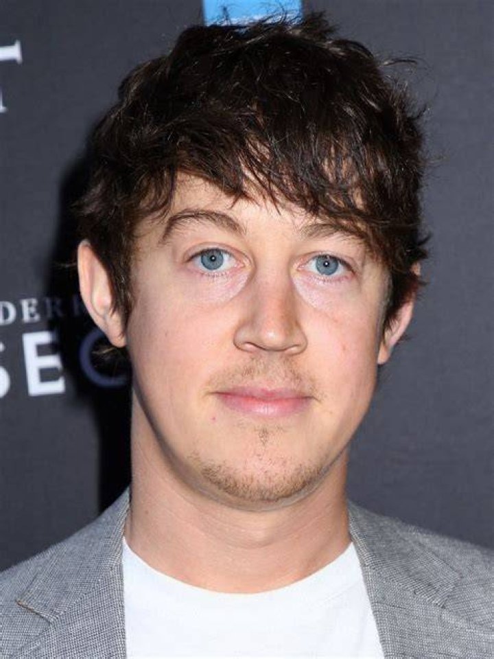 Alex Sharp Net Worth