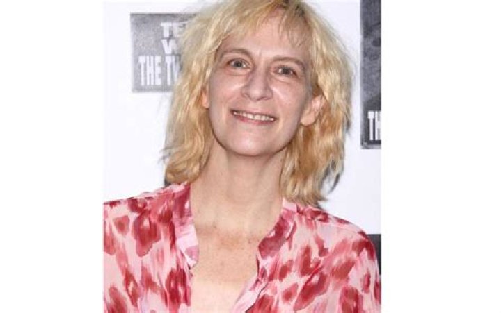 Amanda Plummer Net Worth
