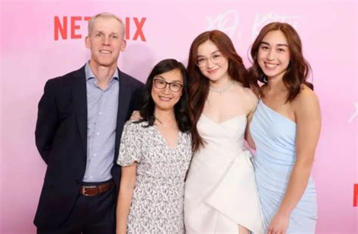 Anna Cathcart Wiki, Age, Ethnicity, Boyfriend, Parents, Height & Net Worth