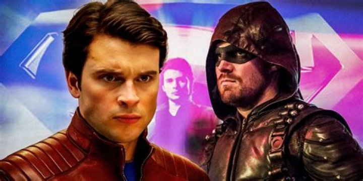 Arrow EP Hopes To Have At Least One Smallville Character In Crisis On Infinite Earths