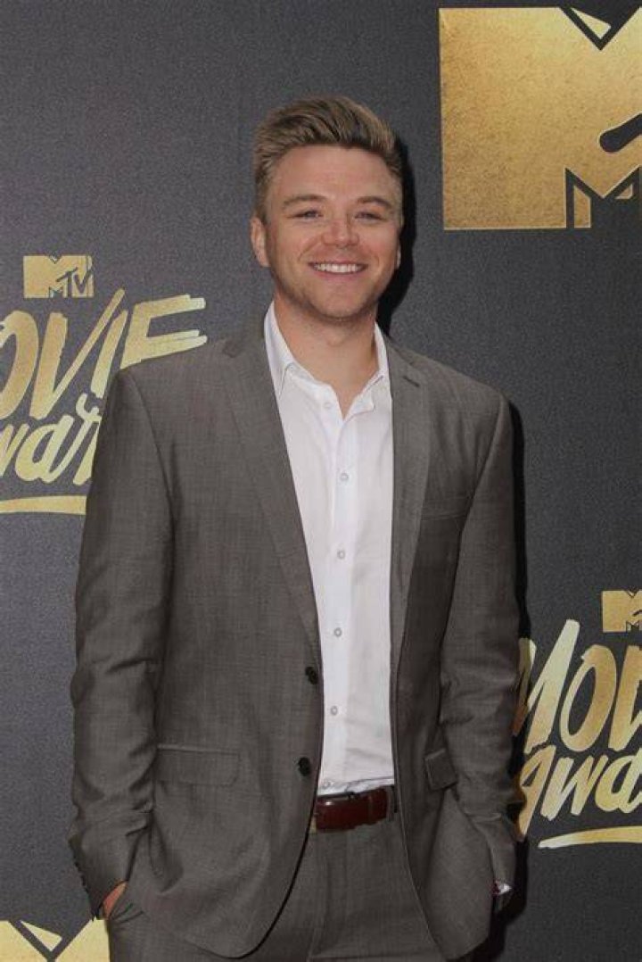 Brett Davern Net Worth
