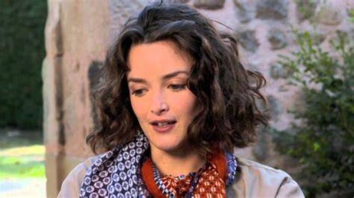 Charlotte Le Bon Bra Size, Age, Weight, Height, Measurements