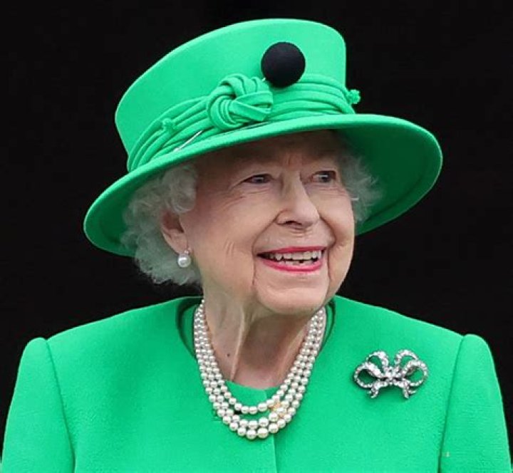 Did Queen Elizabeth go to college? Does Queen Elizabeth II have a college degree?
