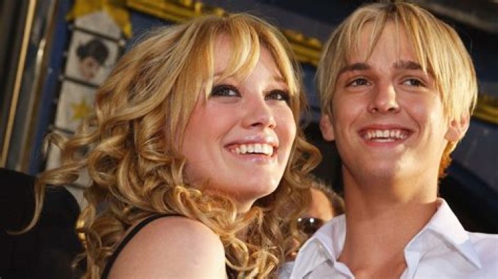 Fans mourn Aaron Carter, remember his golden ‘Lizzie McGuire’ cameos