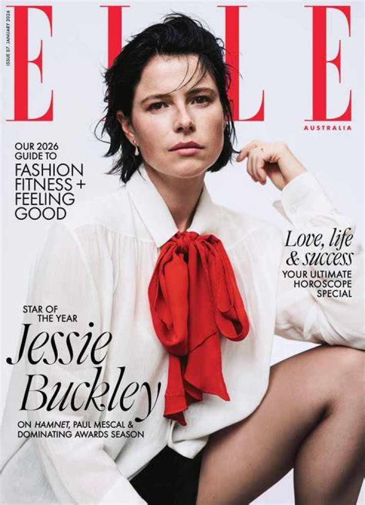 Jessie Buckley Bra Size, Age, Weight, Height, Measurements