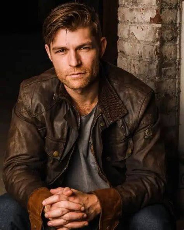 Liam McIntyre Net Worth
