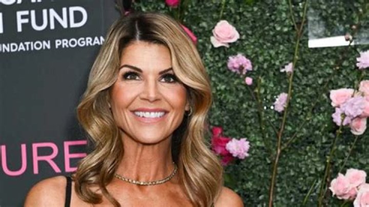 Lori Rom Net Worth