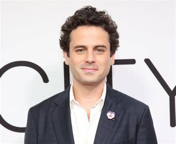 Luke Kirby Net Worth