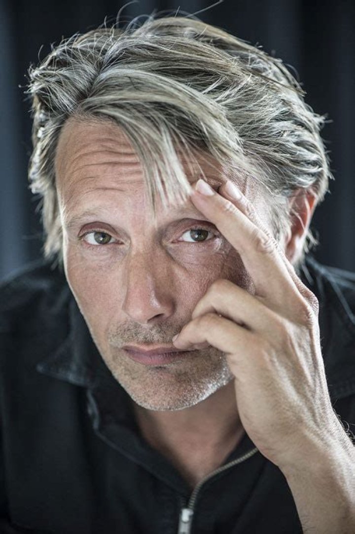 Mads Mikkelsen Age, Weight, Height, Measurements