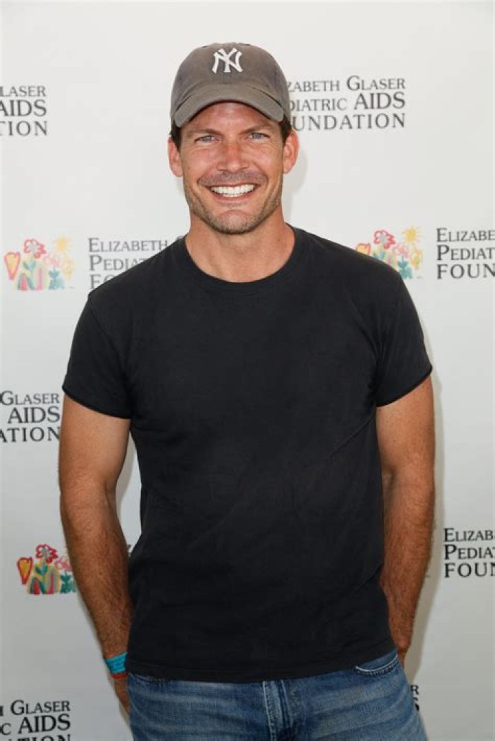 Mark Deklin Net Worth