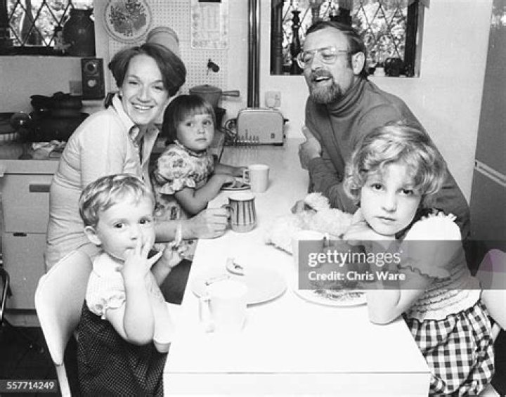 Meet Jessica Whittaker, Guy Whittaker, Emily Clare Whittaker, Lauren Marie Whittaker & Alexander Whittaker