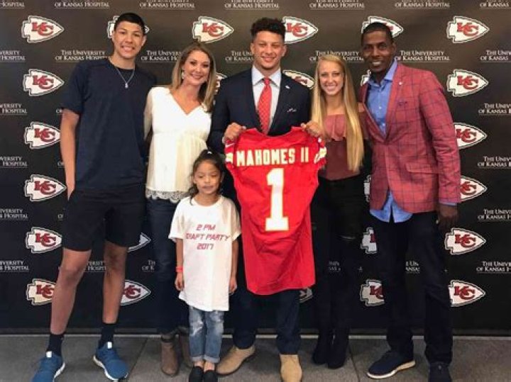 Meet Pat Mahomes and Randi Martin