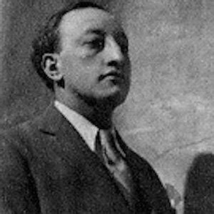 Miguel Ãngel Asturias Biography - Facts, Childhood, Family Life & Achievements