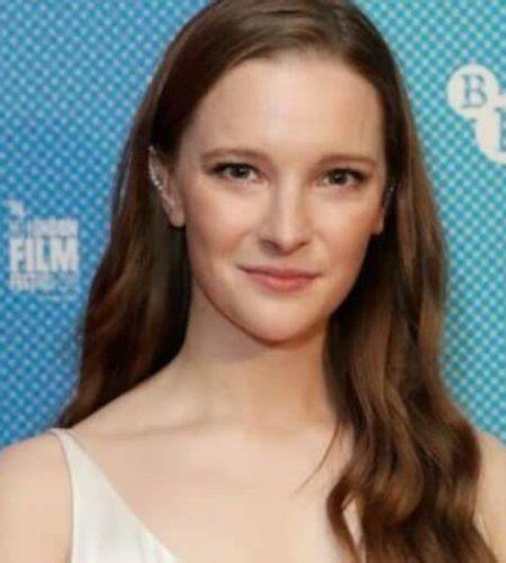 Morfydd Clark Height Weight Measurements