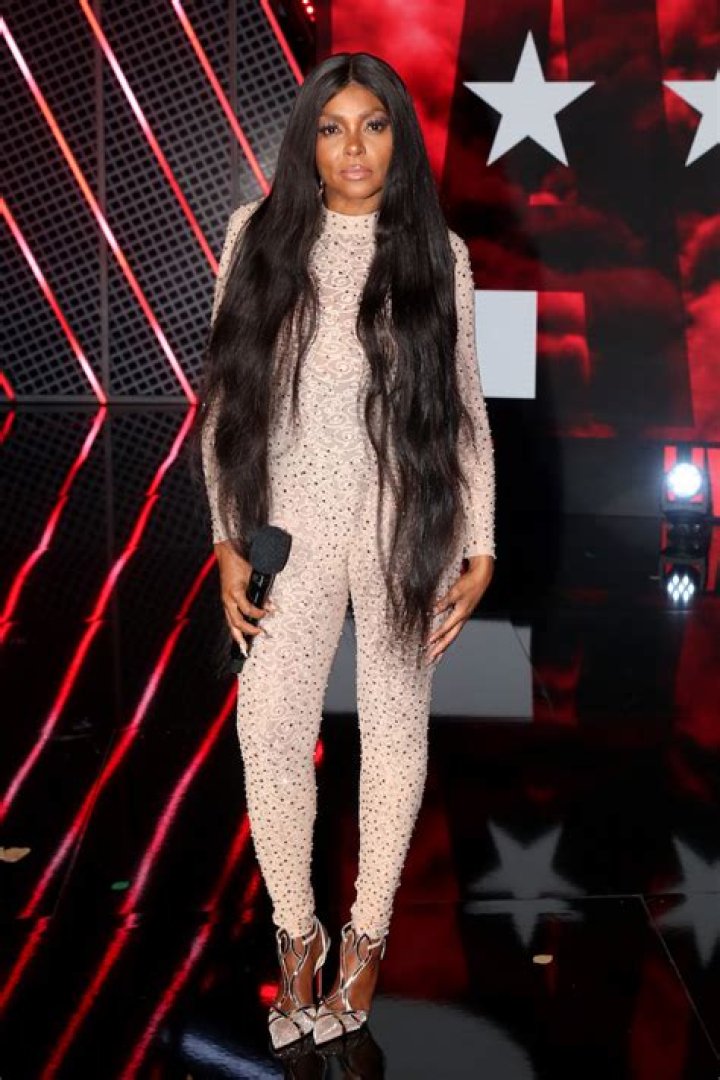 Taraji P. Henson in Bathing Suit Jumps on Viral Trend — Celebwell