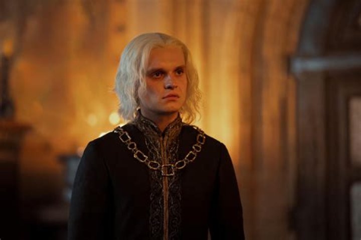 Tom Glynn-Carney family, wife, children, parents, siblings