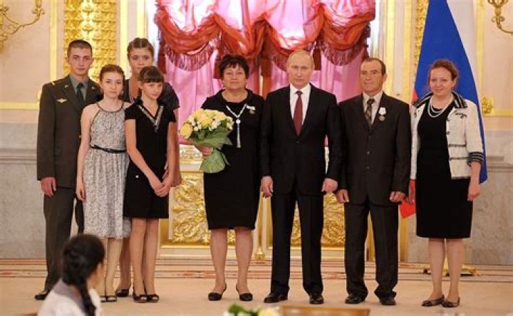 Vera Putina family, husband, children, parents, siblings