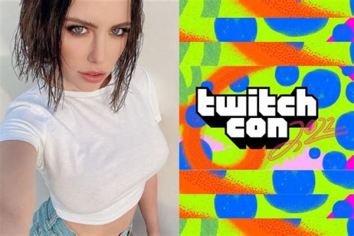 What happened to Adriana Chechik at TwitchCon?