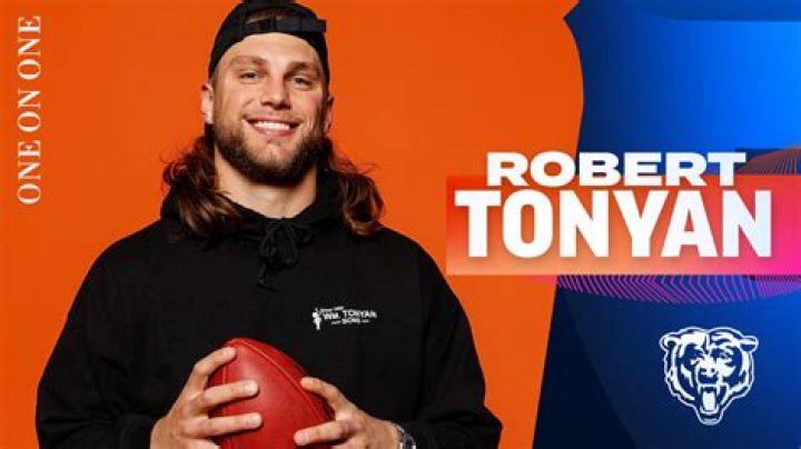 Where did Robert Tonyan go to college? Did Robert Tonyan play college football?