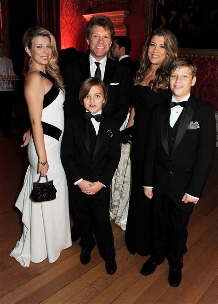 Who is Clive Davis wife Janet Adelberg?