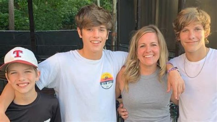 Zaven Collins family, wife, children, parents, siblings