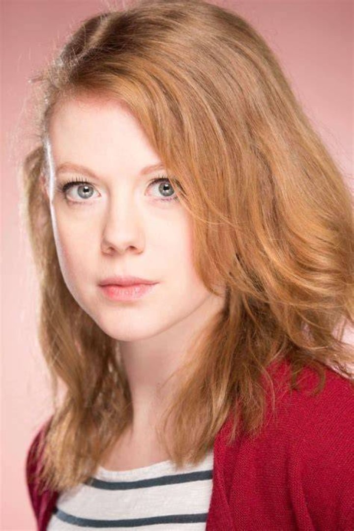 Zoe Boyle Net Worth